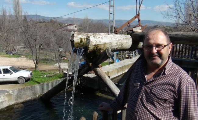 Dededen kalma taş değirmenle ekmeğe lezzet katıyor